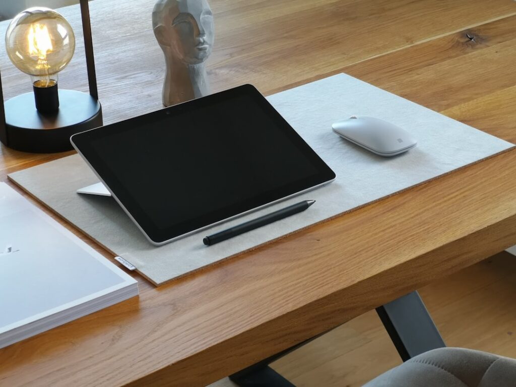 Tech Gadgets That Quietly Make Everyday Life Feel More Elevated Image 6 1024x768